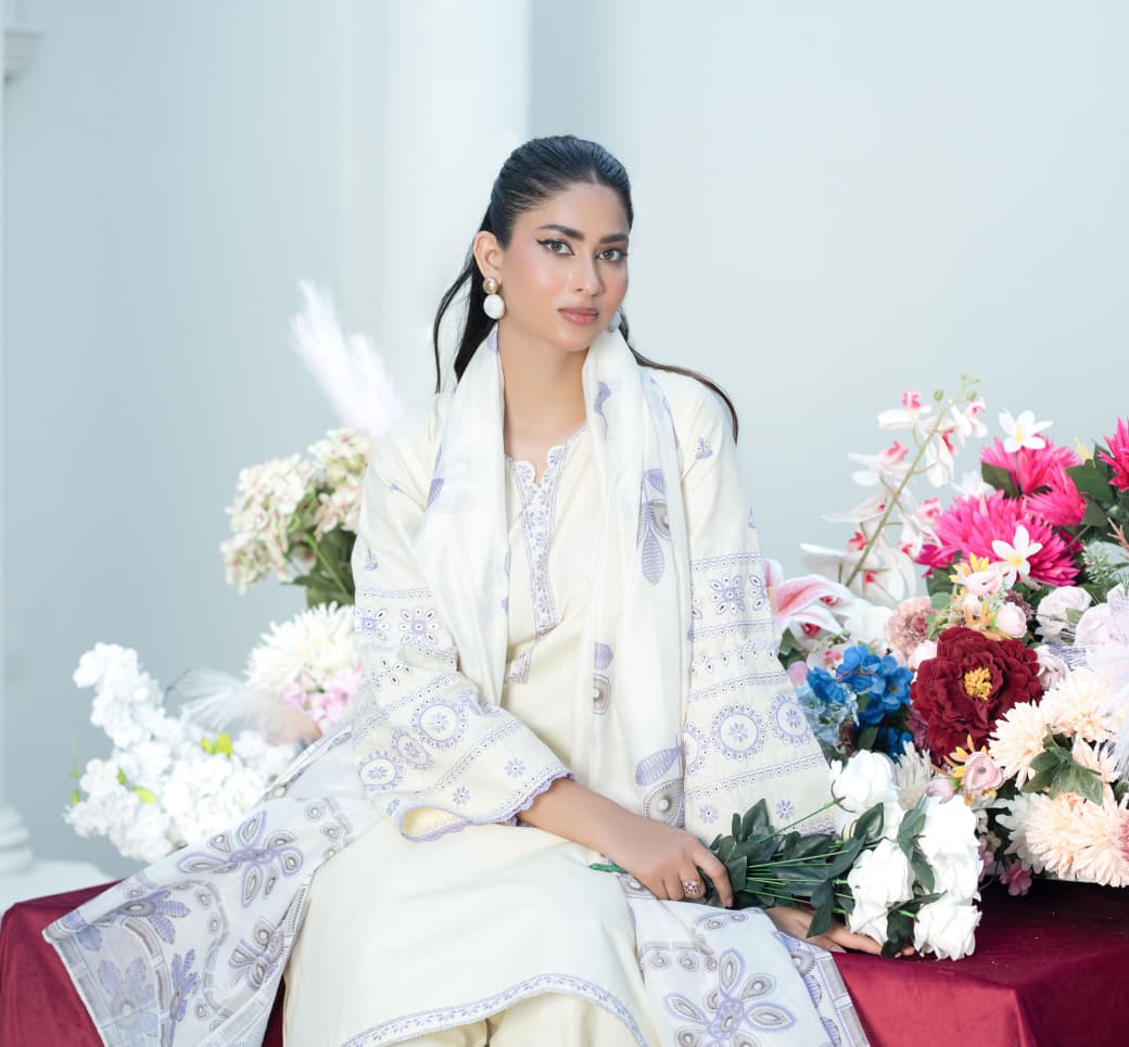 Elegance in Bloom – Cream & Lavender Embroidered Lawn Suit (3-Piece)