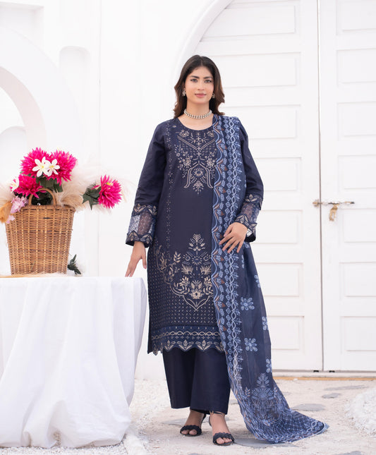 Midnight Elegance | Luxury Stitched 3-Piece Suit for Women | Premium Embroidered Black Outfit