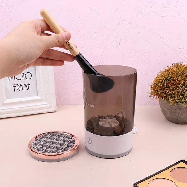 AUTOMATIC COSMETIC BRUSH CLEANER